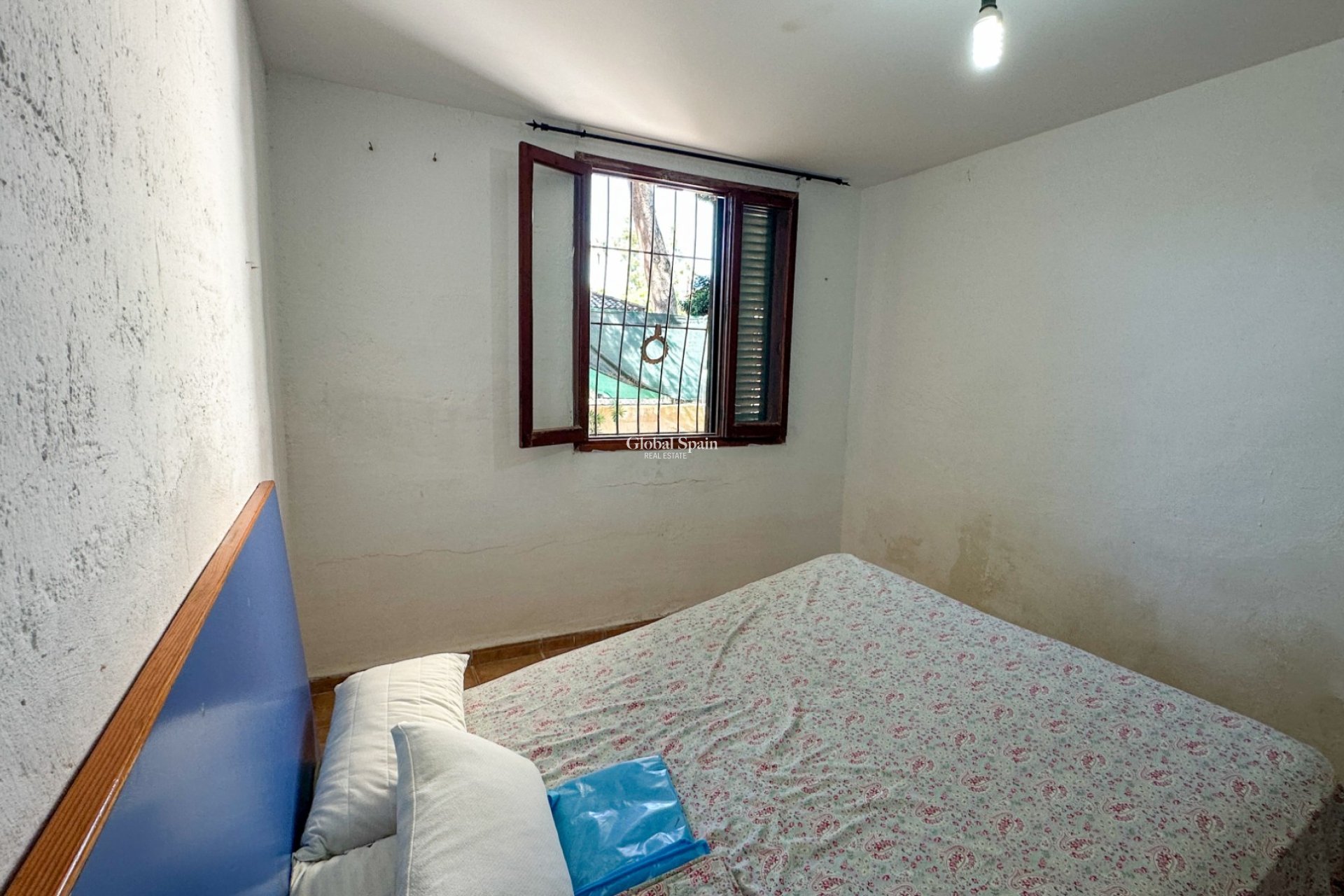 Odsprzedaż - WILLA  -
ORIHUELA COSTA - 