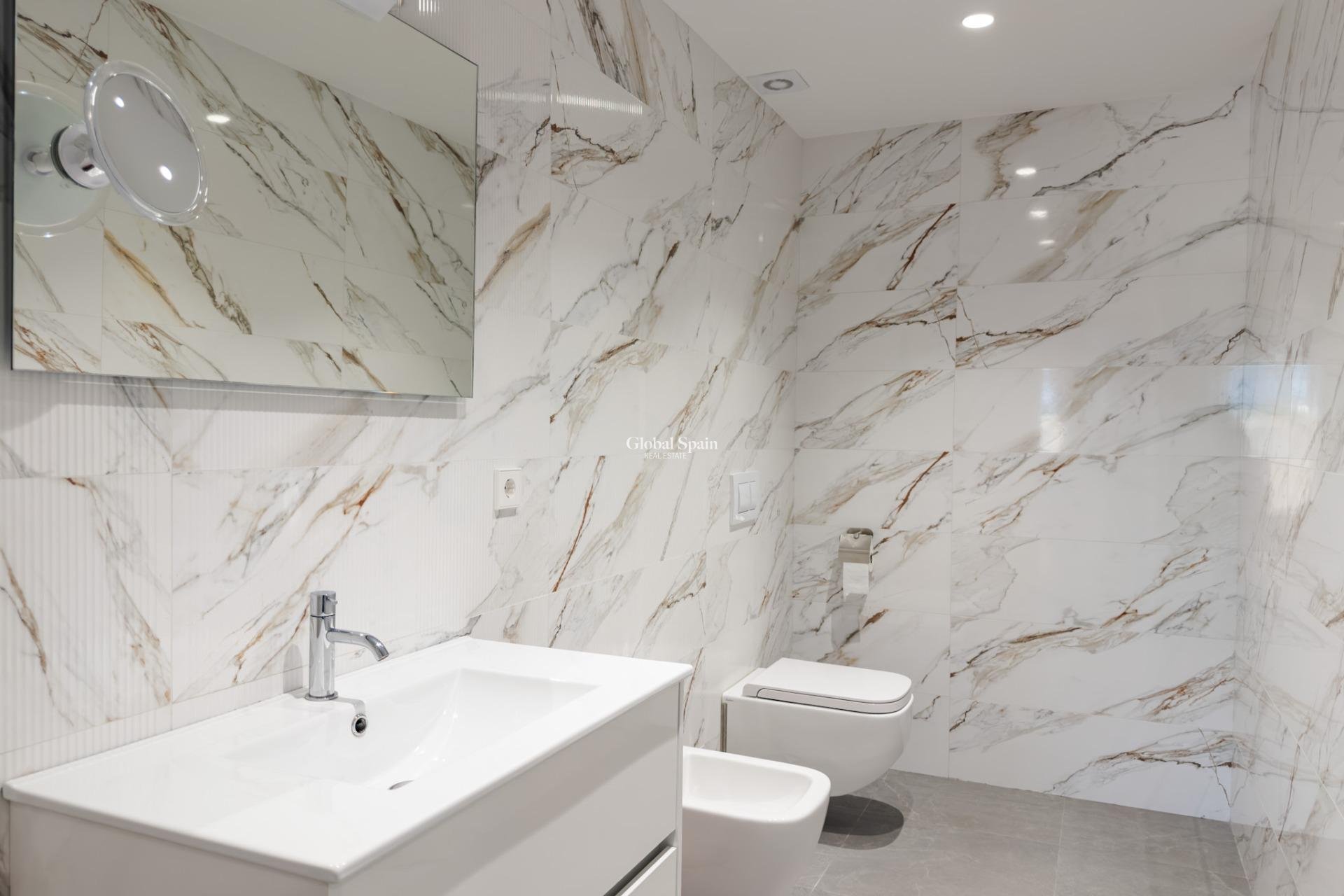 Odsprzedaż - WILLA  -
ORIHUELA - LAS COLINAS GOLF RESORT