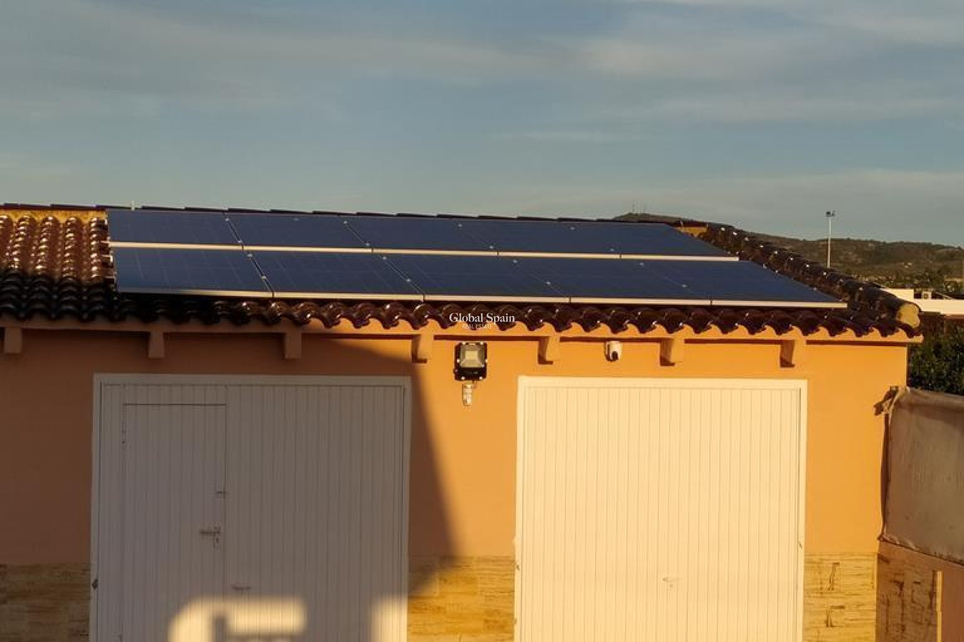 Odsprzedaż - WILLA  -
ORIHUELA - LOS DESEMPARADOS