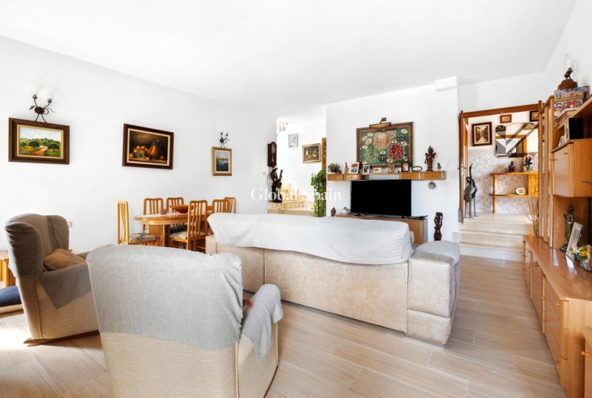 Odsprzedaż - WILLA  -
PALMANOVA - Palmanova