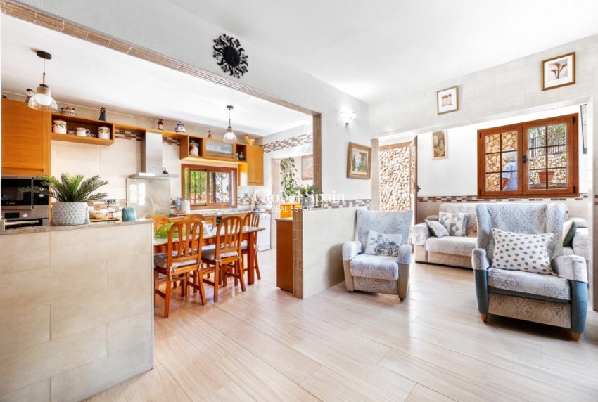 Odsprzedaż - WILLA  -
PALMANOVA - Palmanova