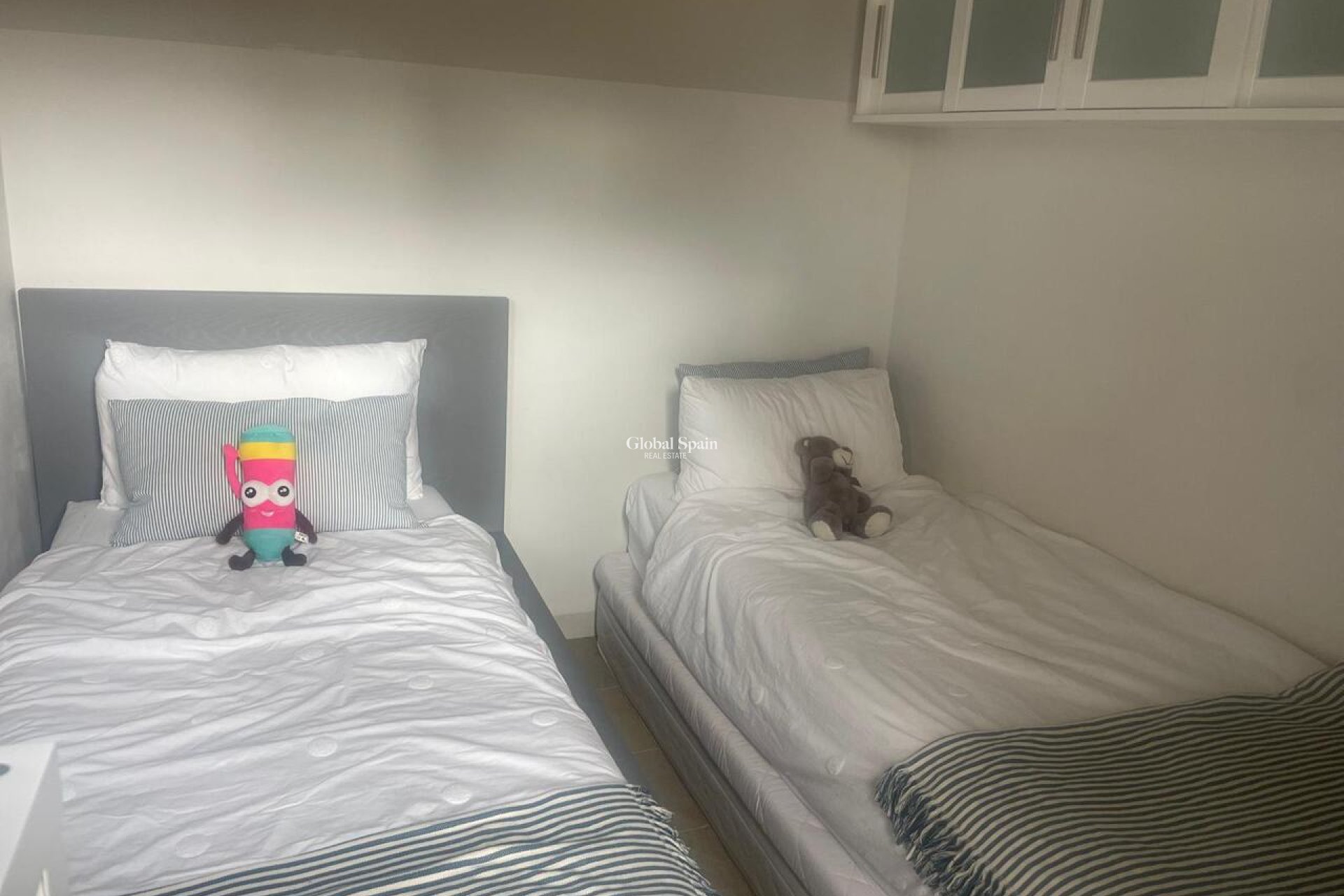 Odsprzedaż - WILLA  -
PERALEJA GOLF - Inland