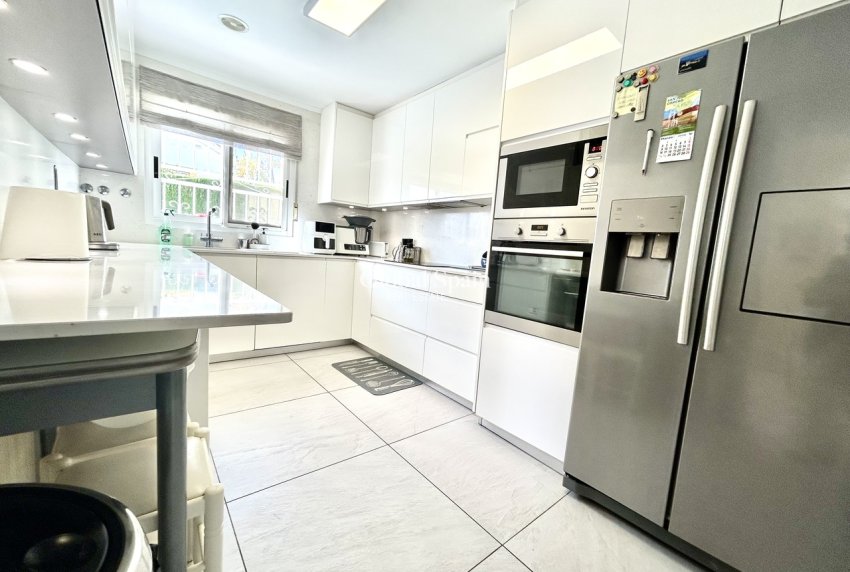 Odsprzedaż - WILLA  -
PINAR DE CAMPOVERDE - Inland