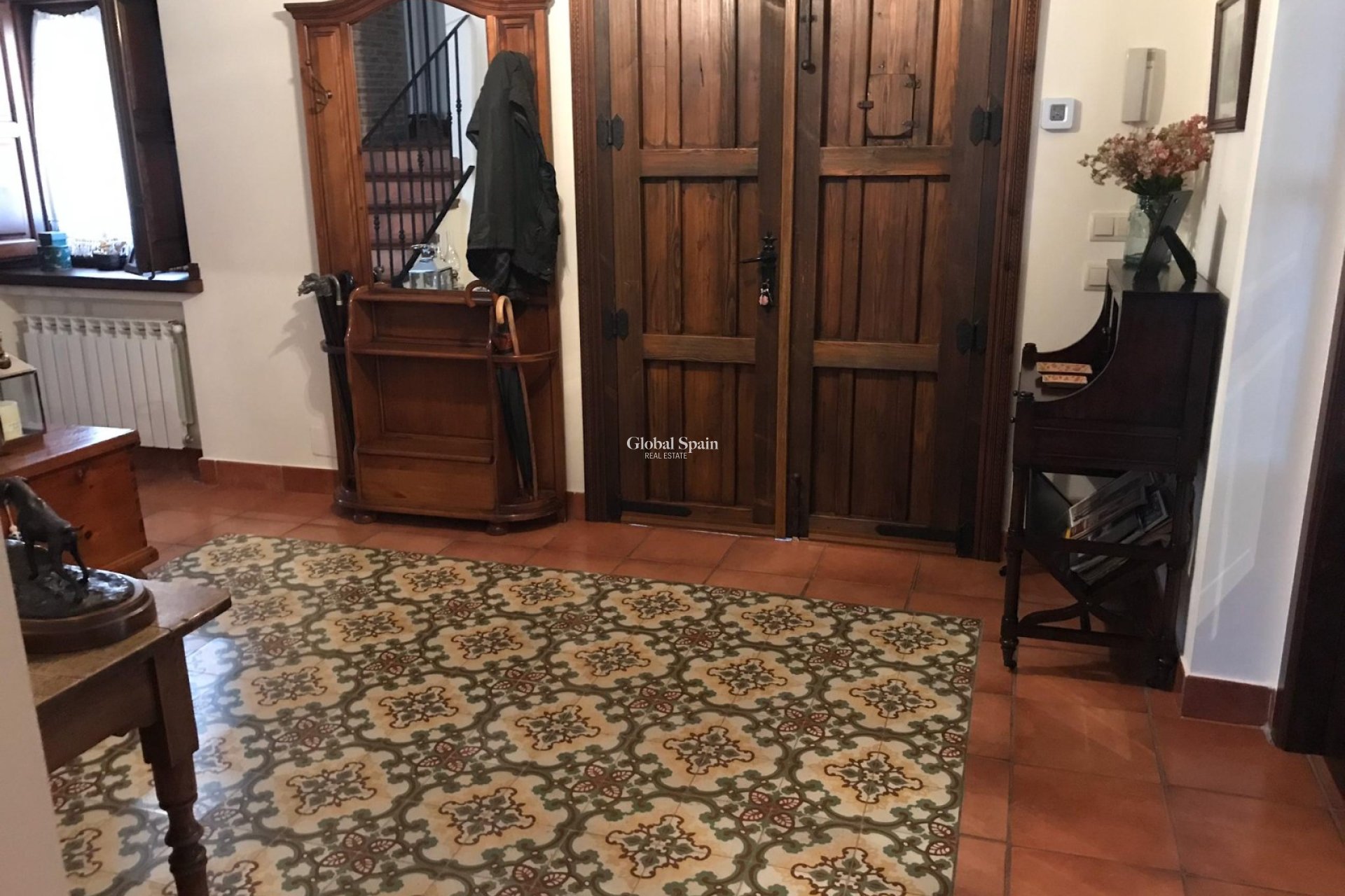 Odsprzedaż - WILLA  -
RIÓPAR - Riopar