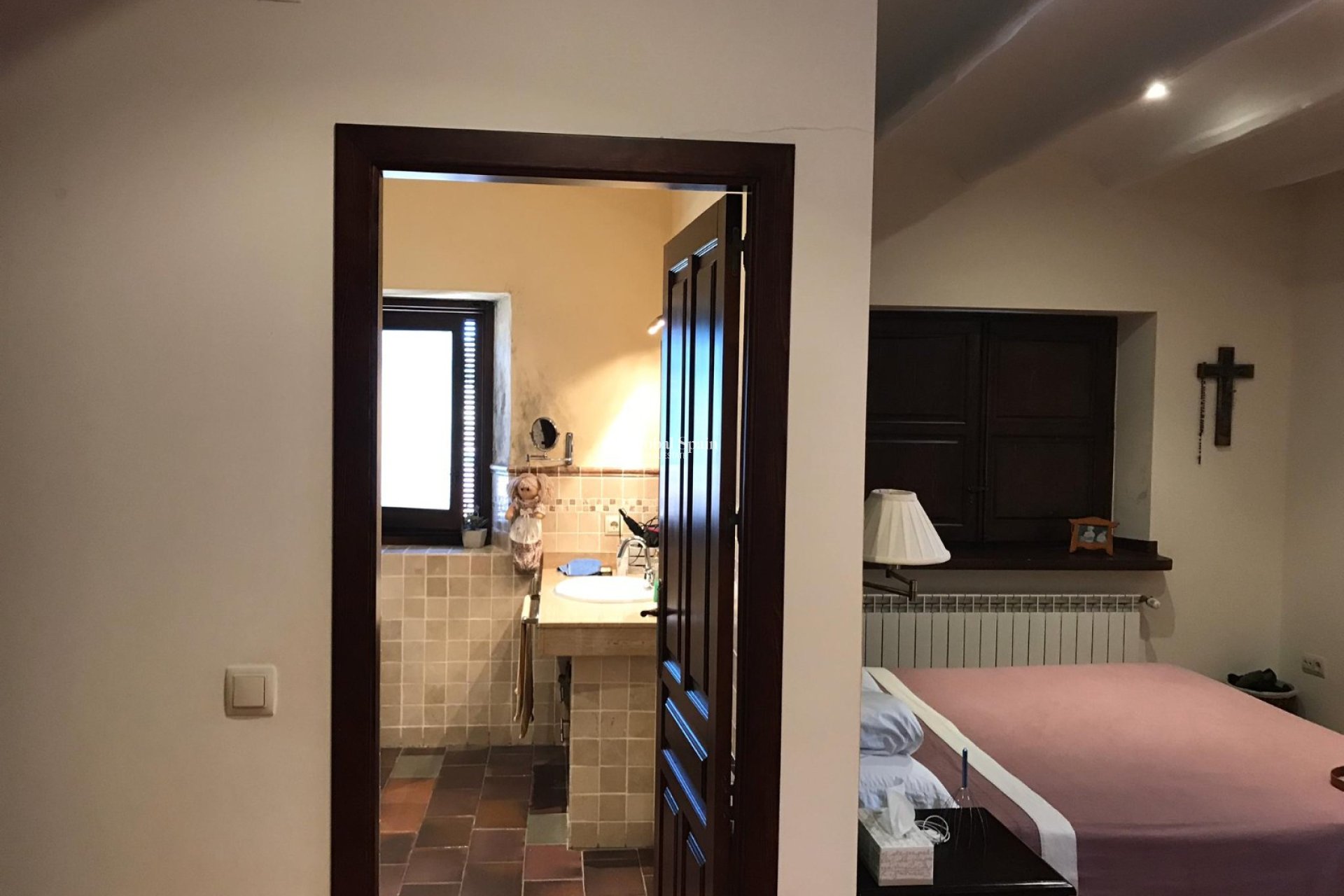 Odsprzedaż - WILLA  -
RIÓPAR - Riopar