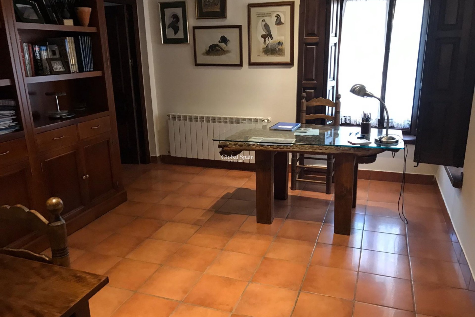 Odsprzedaż - WILLA  -
RIÓPAR - Riopar