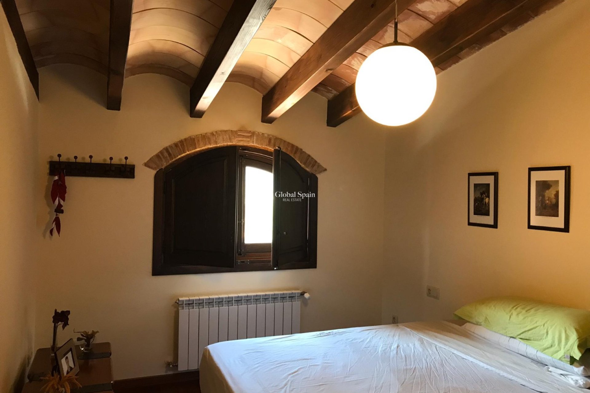 Odsprzedaż - Willa -
Riopar