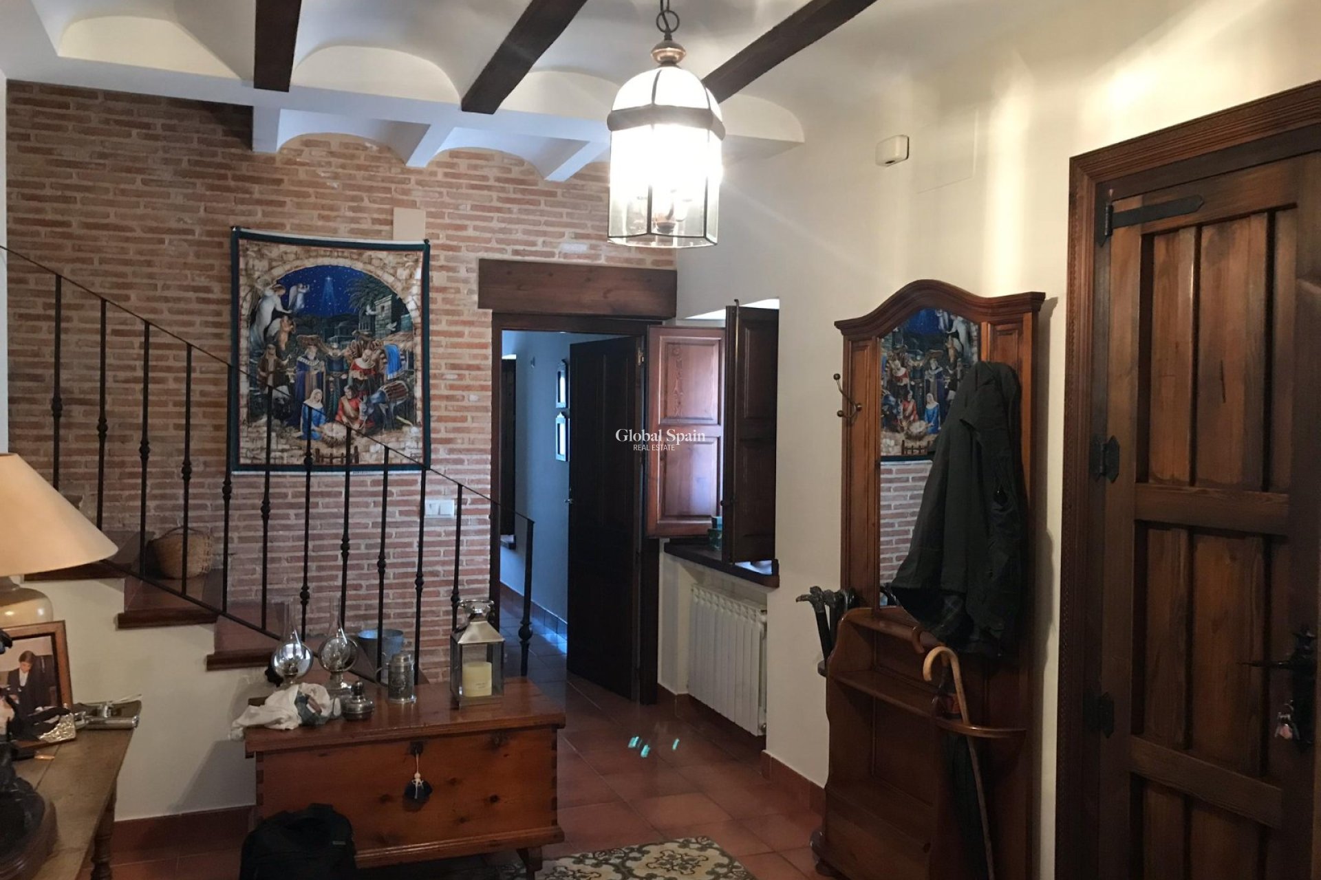 Odsprzedaż - Willa -
Riopar