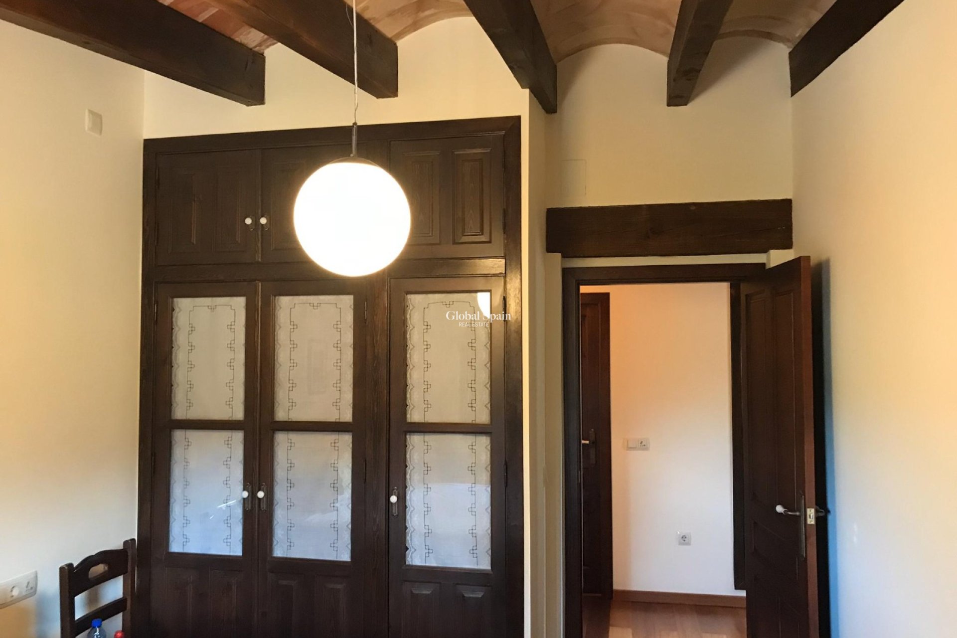 Odsprzedaż - Willa -
Riopar