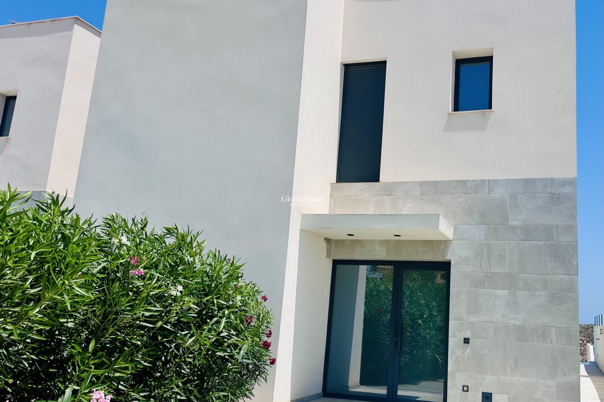 Odsprzedaż - WILLA  -
ROJALES - Costa Blanca