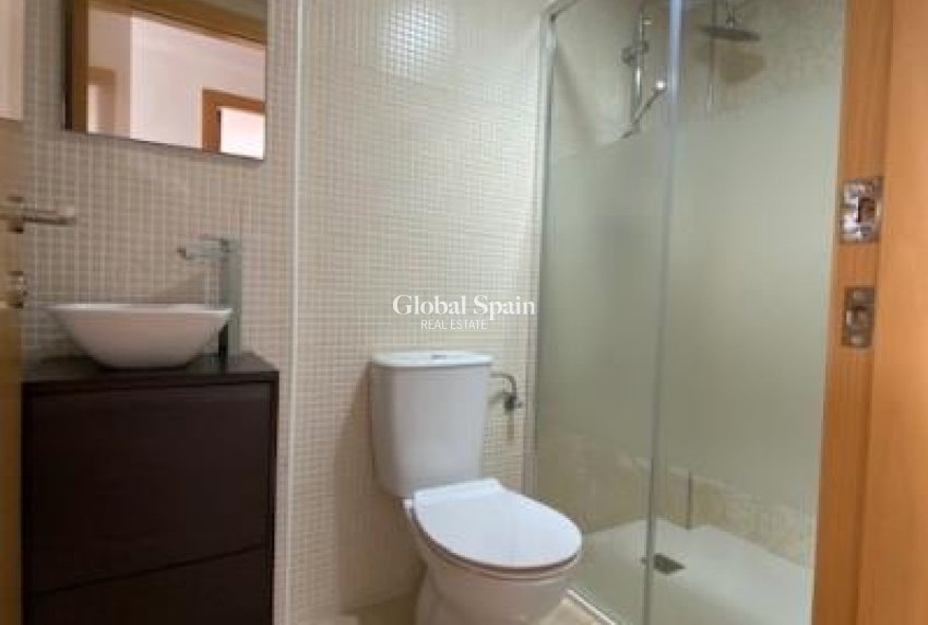 Odsprzedaż - WILLA  -
ROLDÁN - Inland