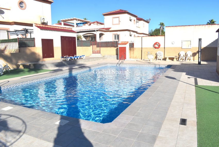 Odsprzedaż - WILLA  -
SAN FULGENCIO - Costa Blanca