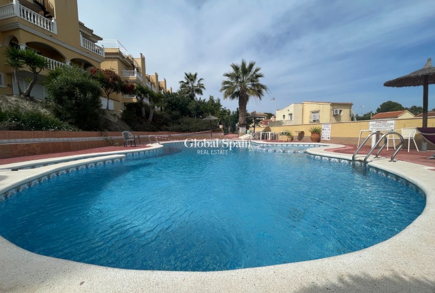 Odsprzedaż - WILLA  -
SAN FULGENCIO - Costa Blanca