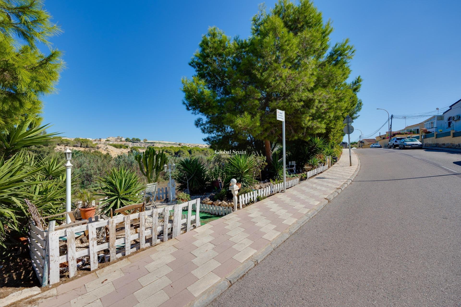 Odsprzedaż - WILLA  -
SAN FULGENCIO - LA MARINA
