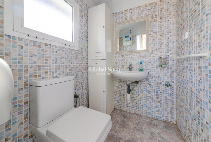 Odsprzedaż - WILLA  -
SAN JAVIER - 