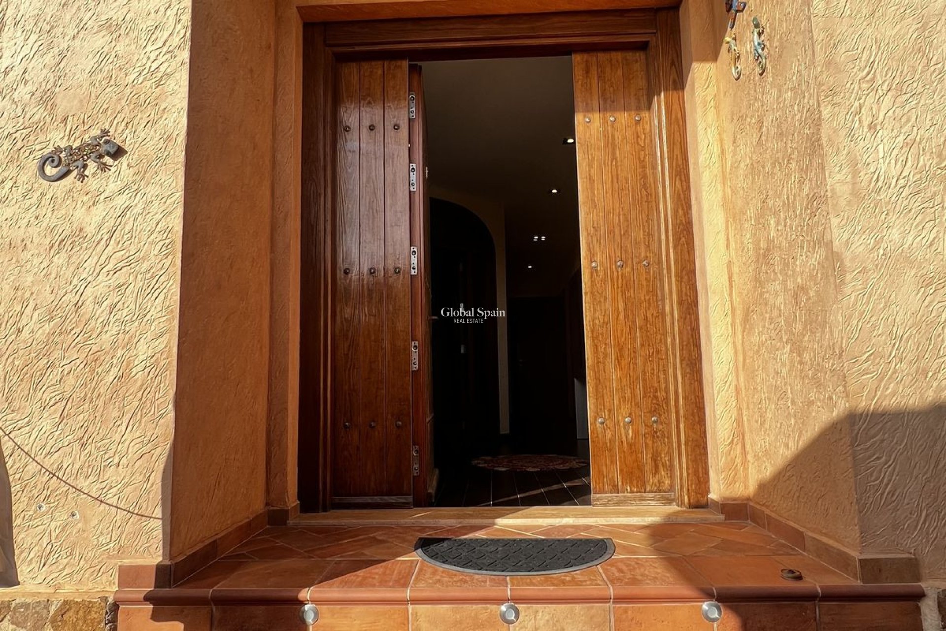 Odsprzedaż - WILLA  -
SAN JAVIER - 