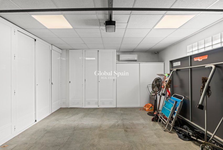 Odsprzedaż - Willa -
SAN JUAN DE ALICANTE - 