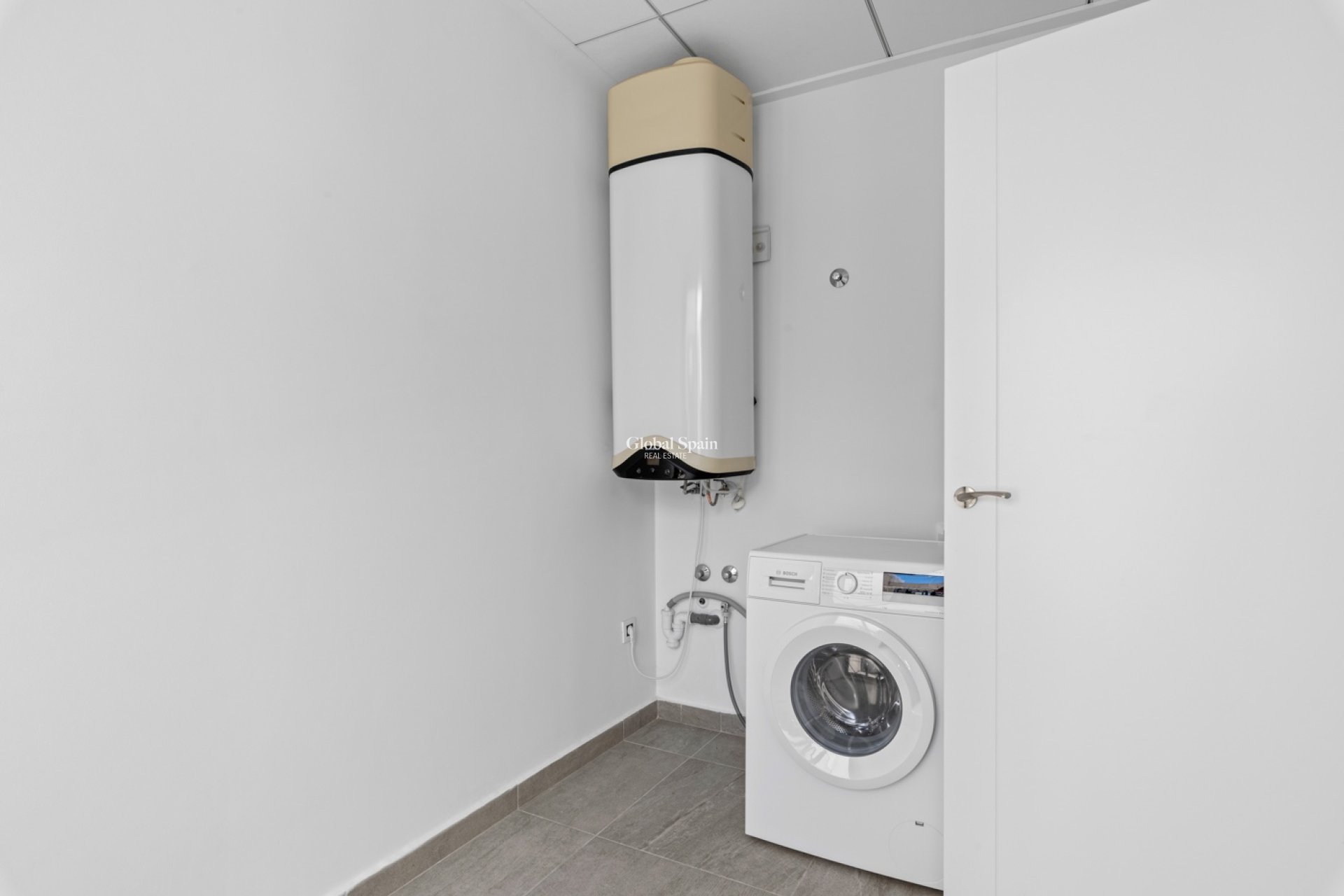 Odsprzedaż - WILLA  -
SAN MIGUEL DE SALINAS - Inland