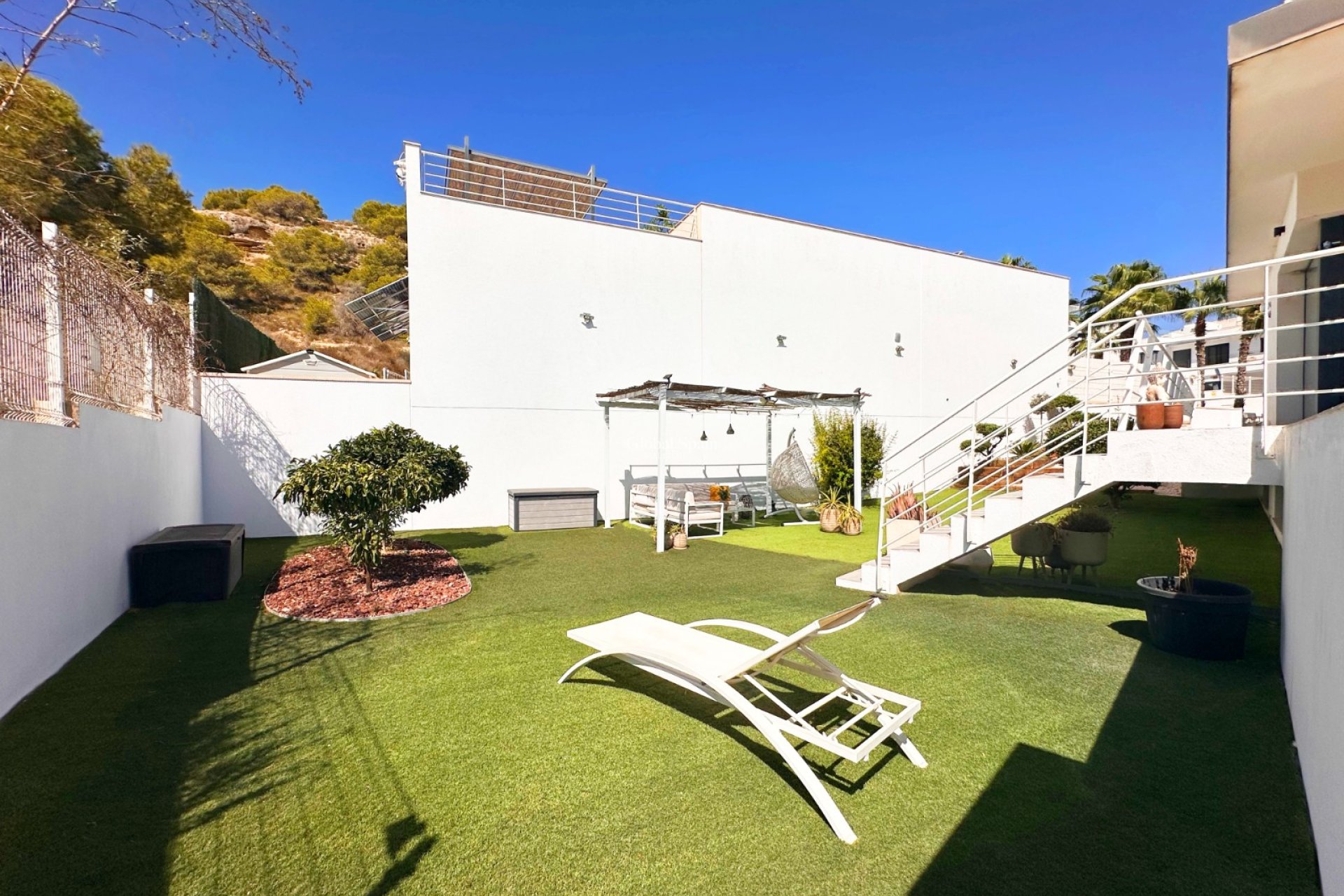 Odsprzedaż - WILLA  -
SAN MIGUEL DE SALINAS - Inland