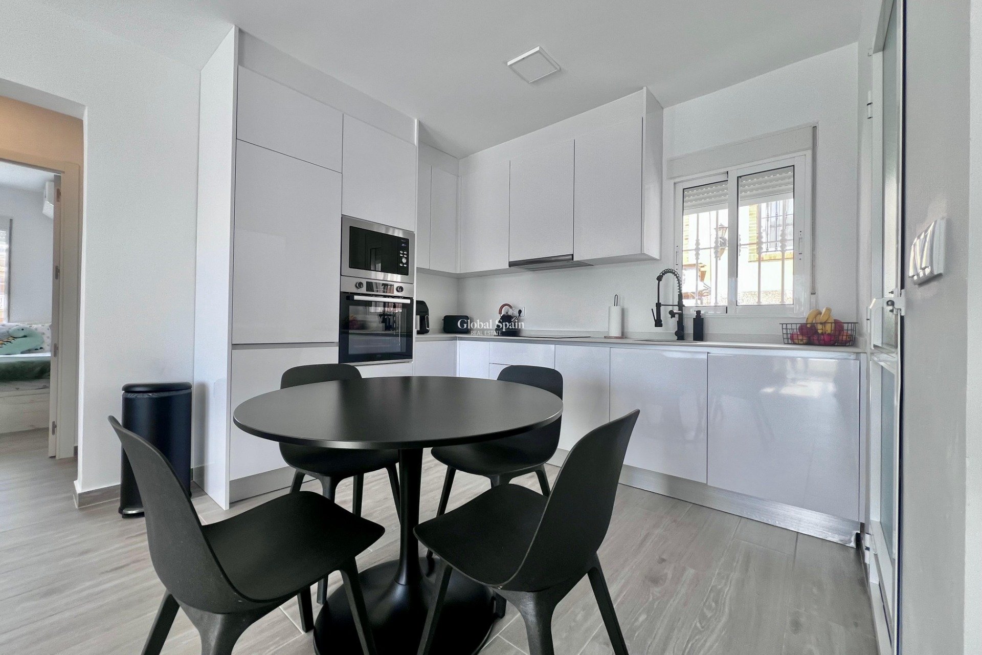 Odsprzedaż - WILLA  -
SAN MIGUEL DE SALINAS - Las filipinas