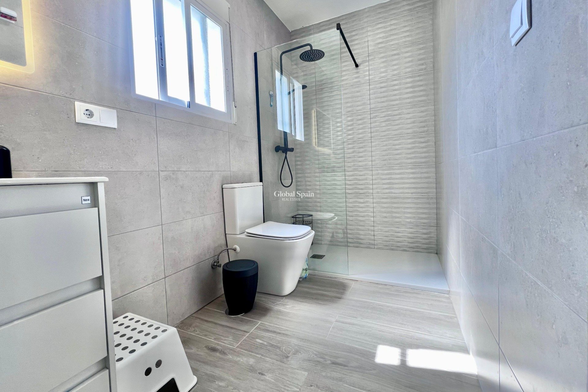 Odsprzedaż - WILLA  -
SAN MIGUEL DE SALINAS - Las filipinas