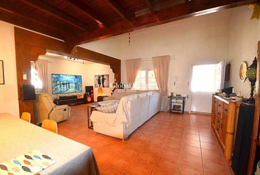 Odsprzedaż - WILLA  -
SANTIAGO DE LA RIBERA - Costa Calida