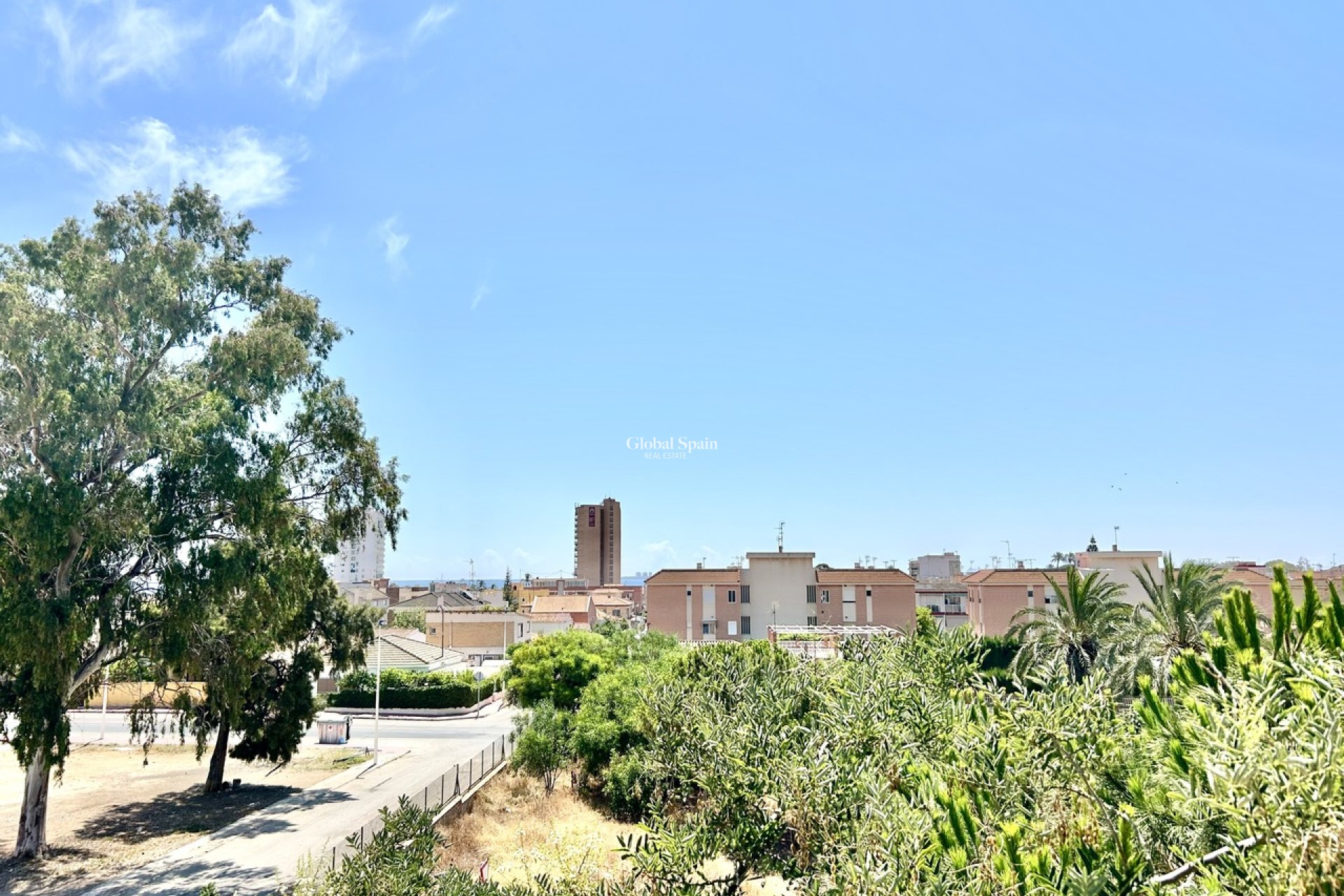 Odsprzedaż - WILLA  -
SANTIAGO DE LA RIBERA - Costa Calida