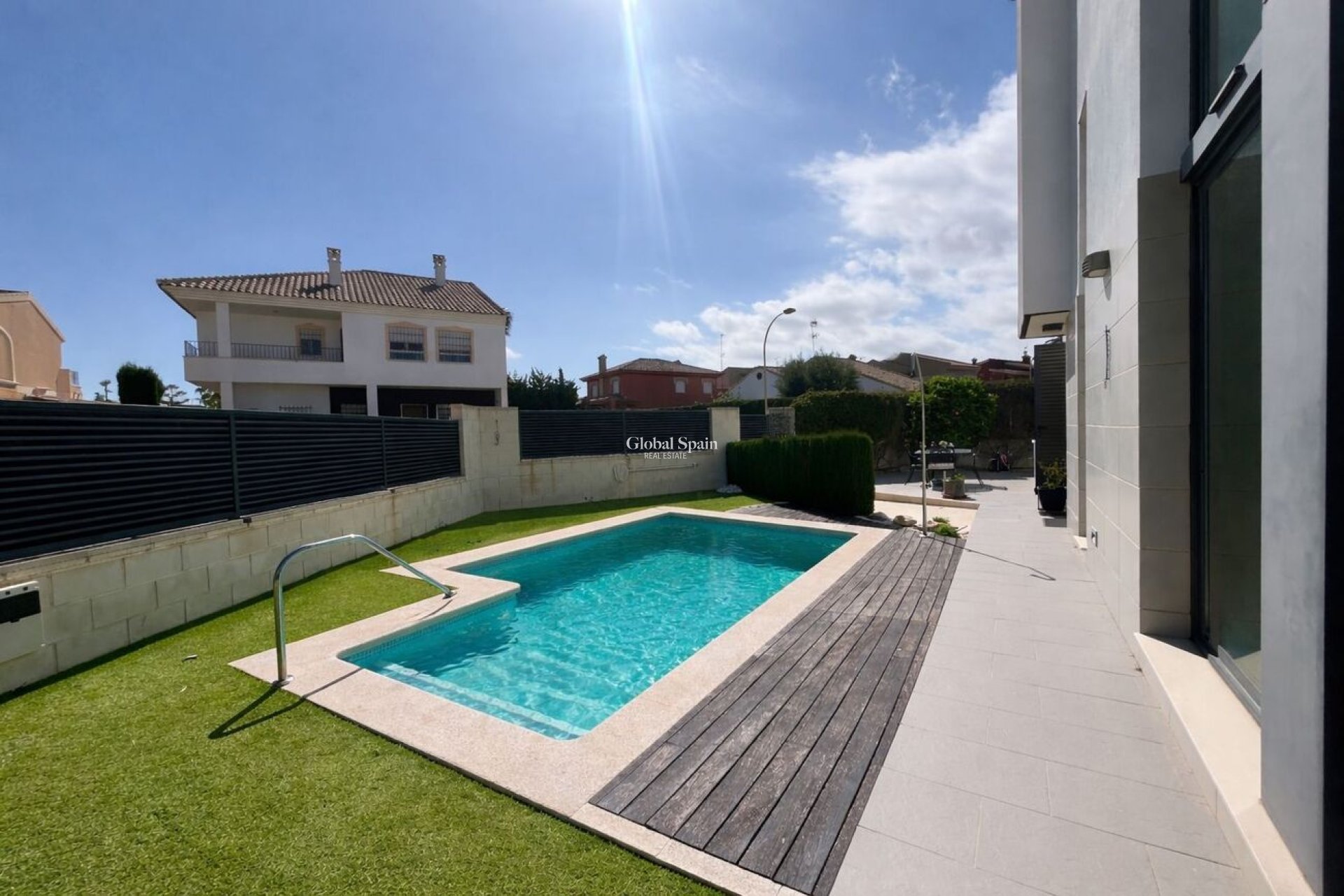 Odsprzedaż - WILLA  -
SANTIAGO DE LA RIBERA - Costa Calida