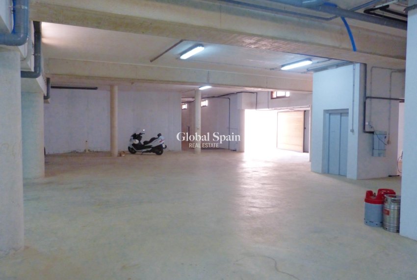 Odsprzedaż - WILLA  -
SANTIAGO DE LA RIBERA - San Blas