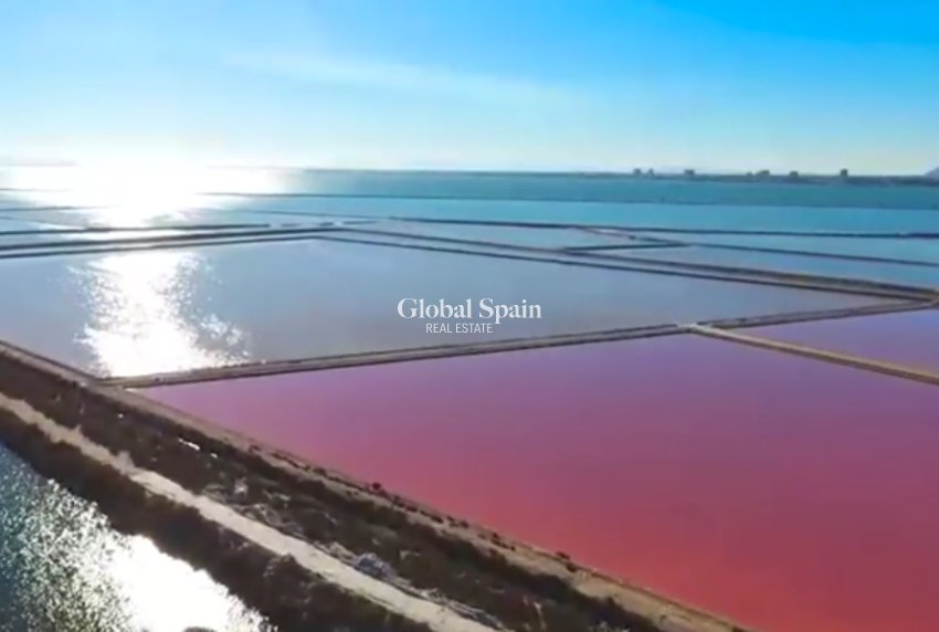 Odsprzedaż - WILLA  -
TORRE DE LA HORADADA - Costa Blanca