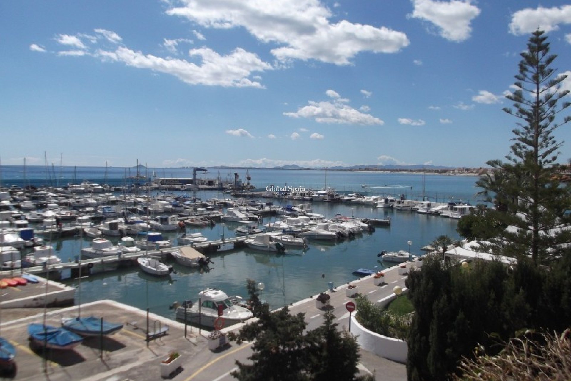 Odsprzedaż - WILLA  -
TORRE DE LA HORADADA - Costa Blanca