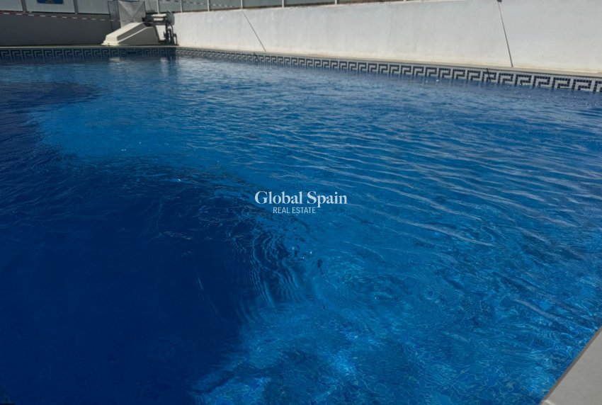 Odsprzedaż - WILLA  -
TORRE PACHECO - Inland