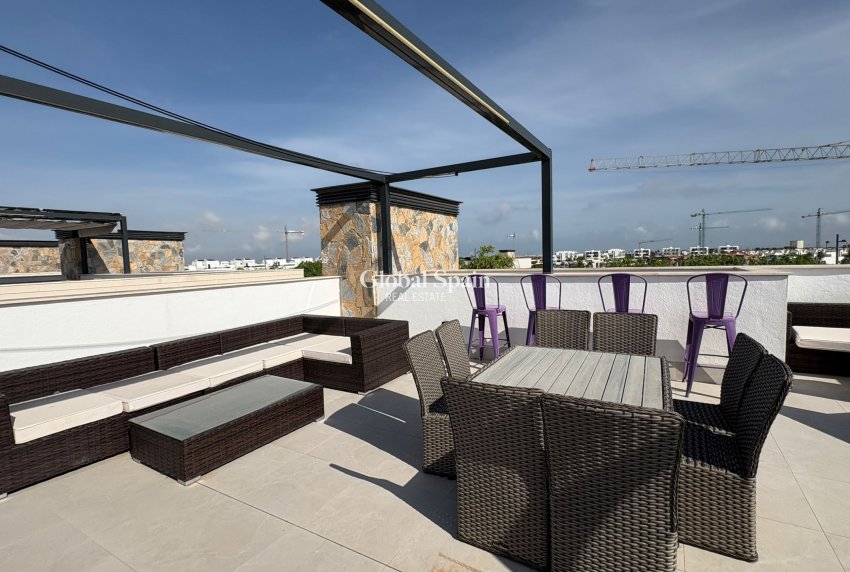 Odsprzedaż - WILLA  -
TORRE PACHECO - Inland