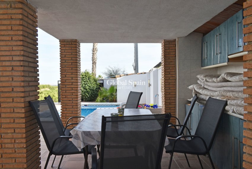 Odsprzedaż - WILLA  -
TORREMENDO - Costa Blanca