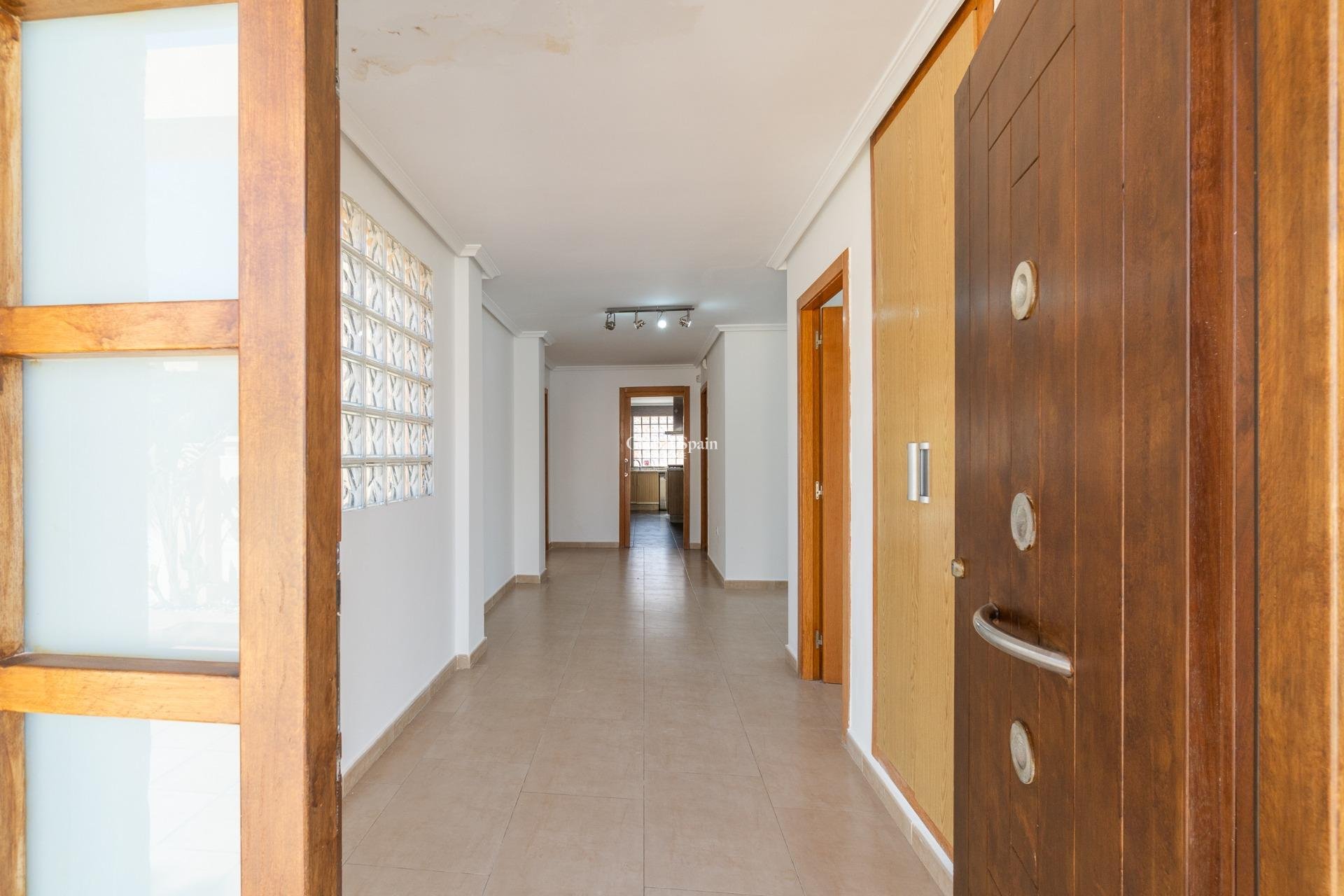 Odsprzedaż - Willa -
TORREVIEJA - Aguas nuevas 2