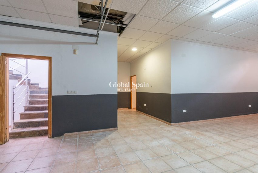 Odsprzedaż - Willa -
TORREVIEJA - Aguas nuevas 2