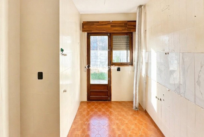 Odsprzedaż - WILLA  -
TORREVIEJA - Aguas Nuevas