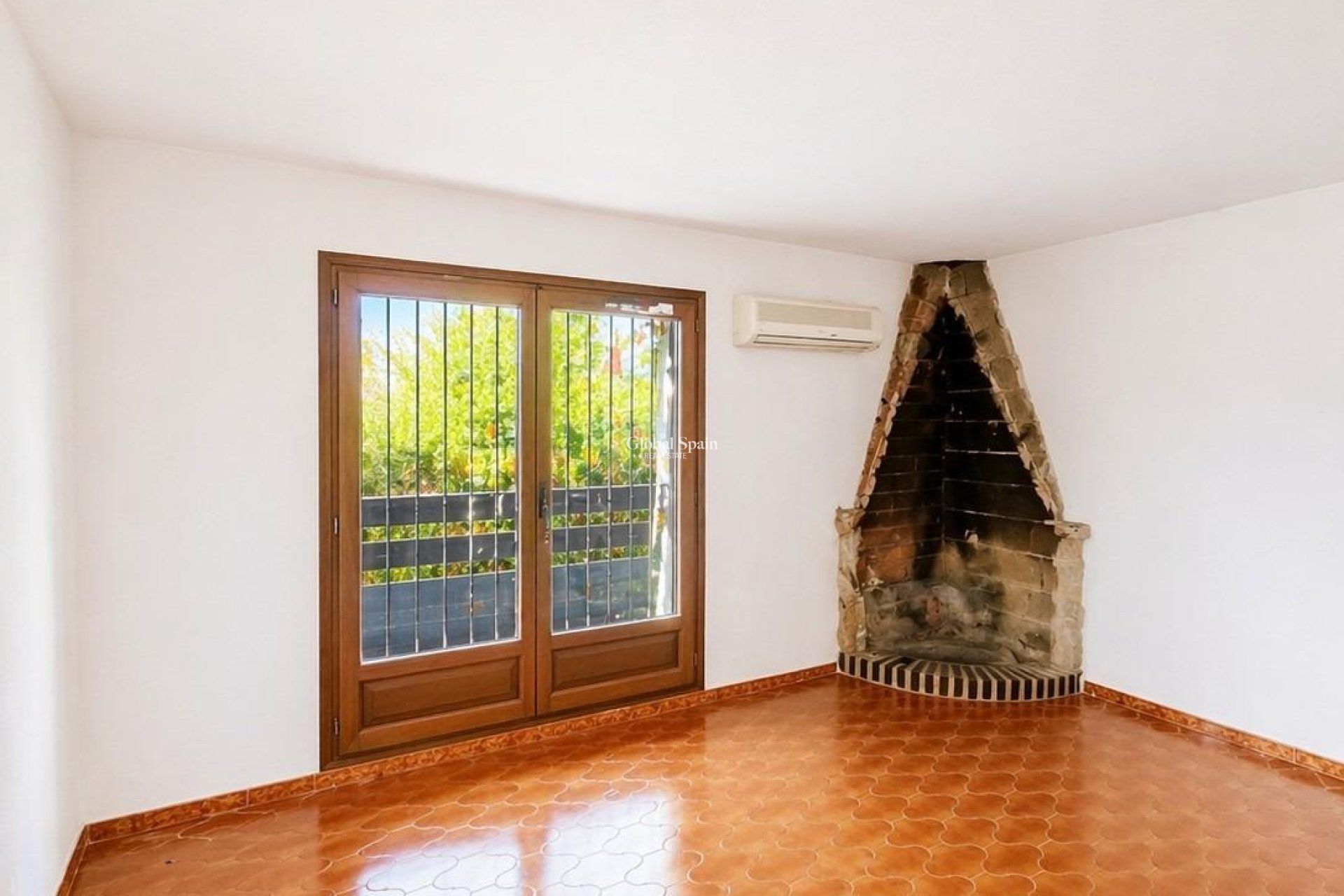 Odsprzedaż - WILLA  -
TORREVIEJA - Aguas Nuevas