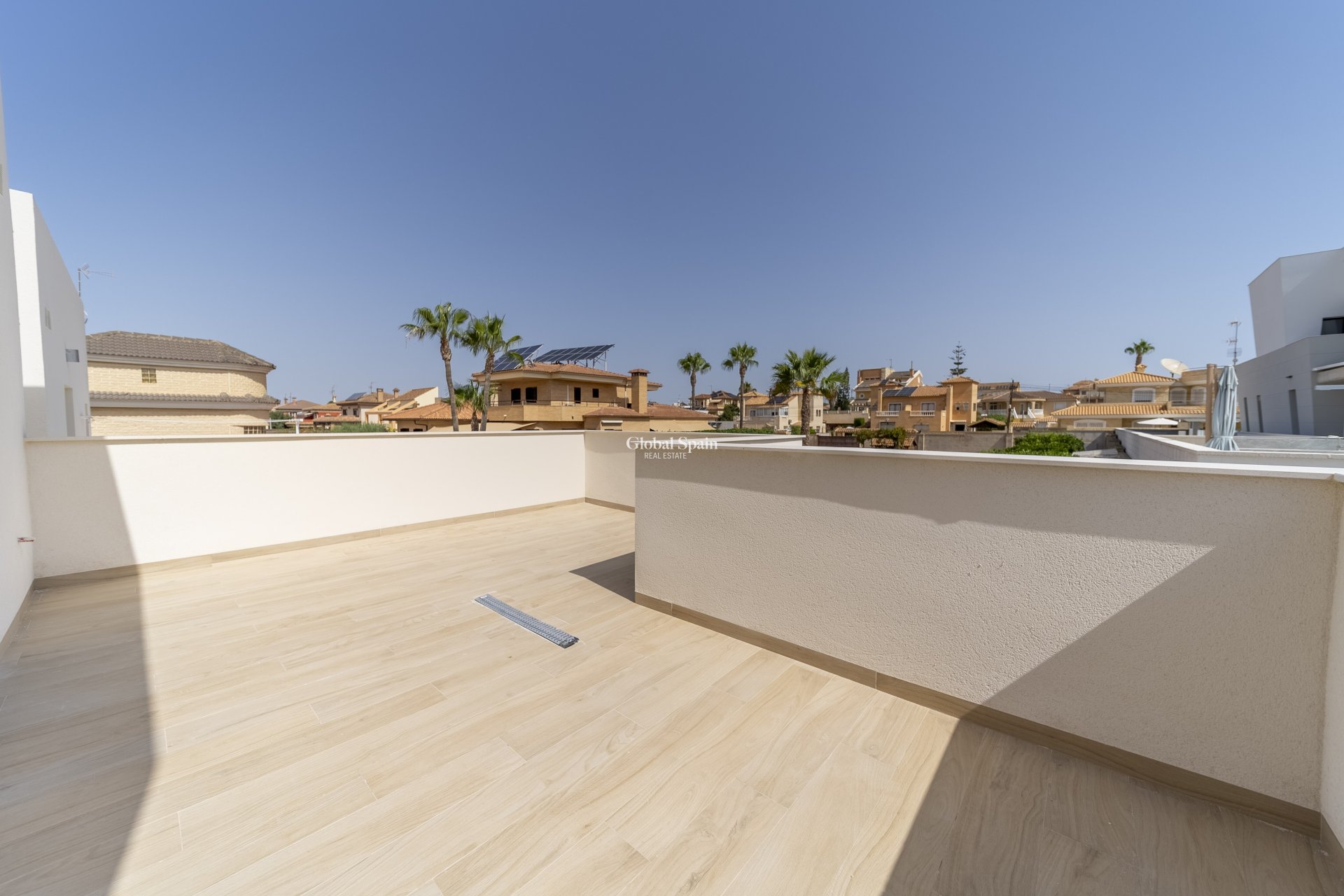 Odsprzedaż - Willa -
TORREVIEJA - Aguas Nuevas