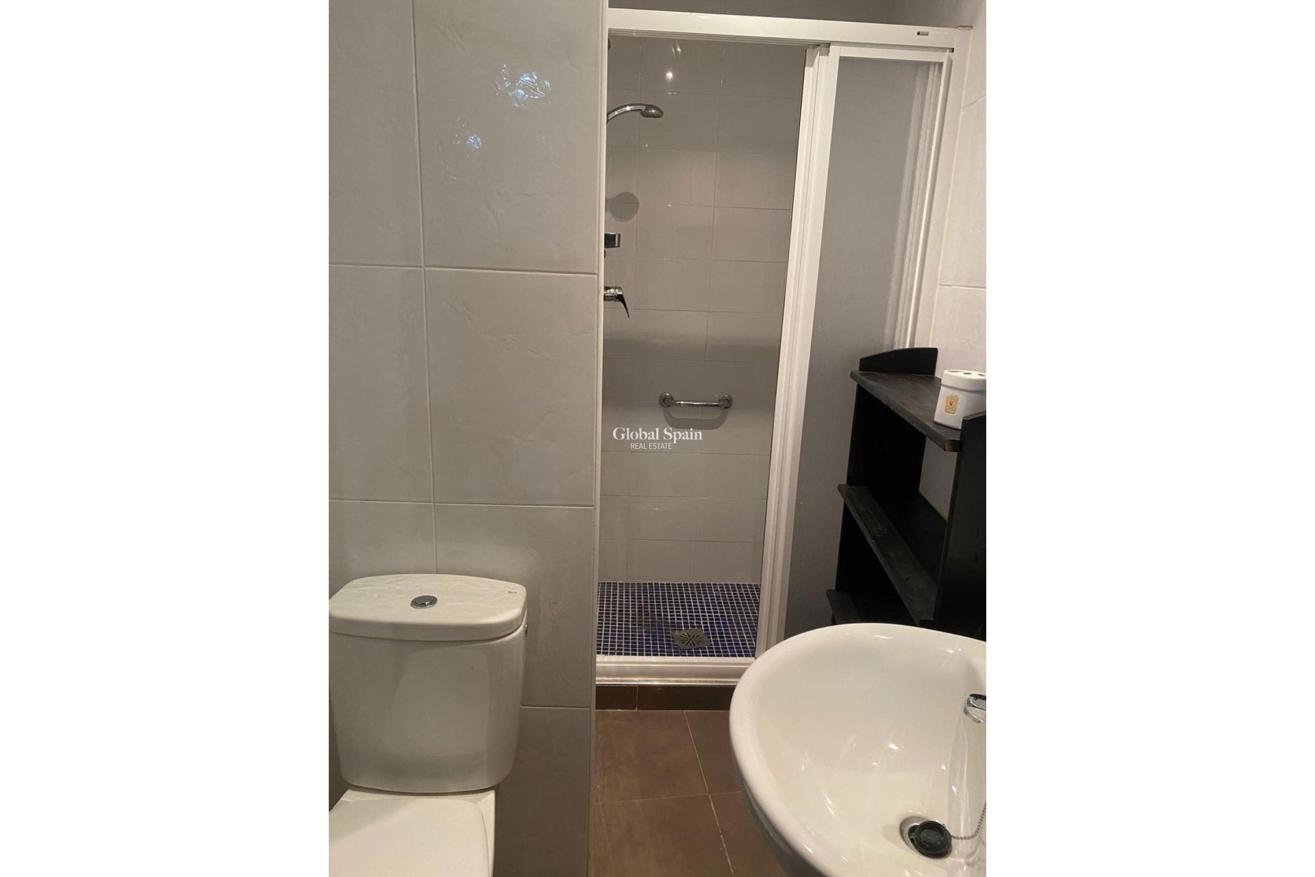 Odsprzedaż - WILLA  -
TORREVIEJA - Centro - Muelle Pesquero