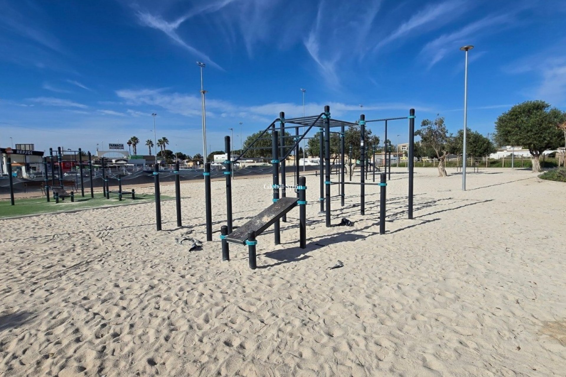 Odsprzedaż - WILLA  -
TORREVIEJA - El Chaparal