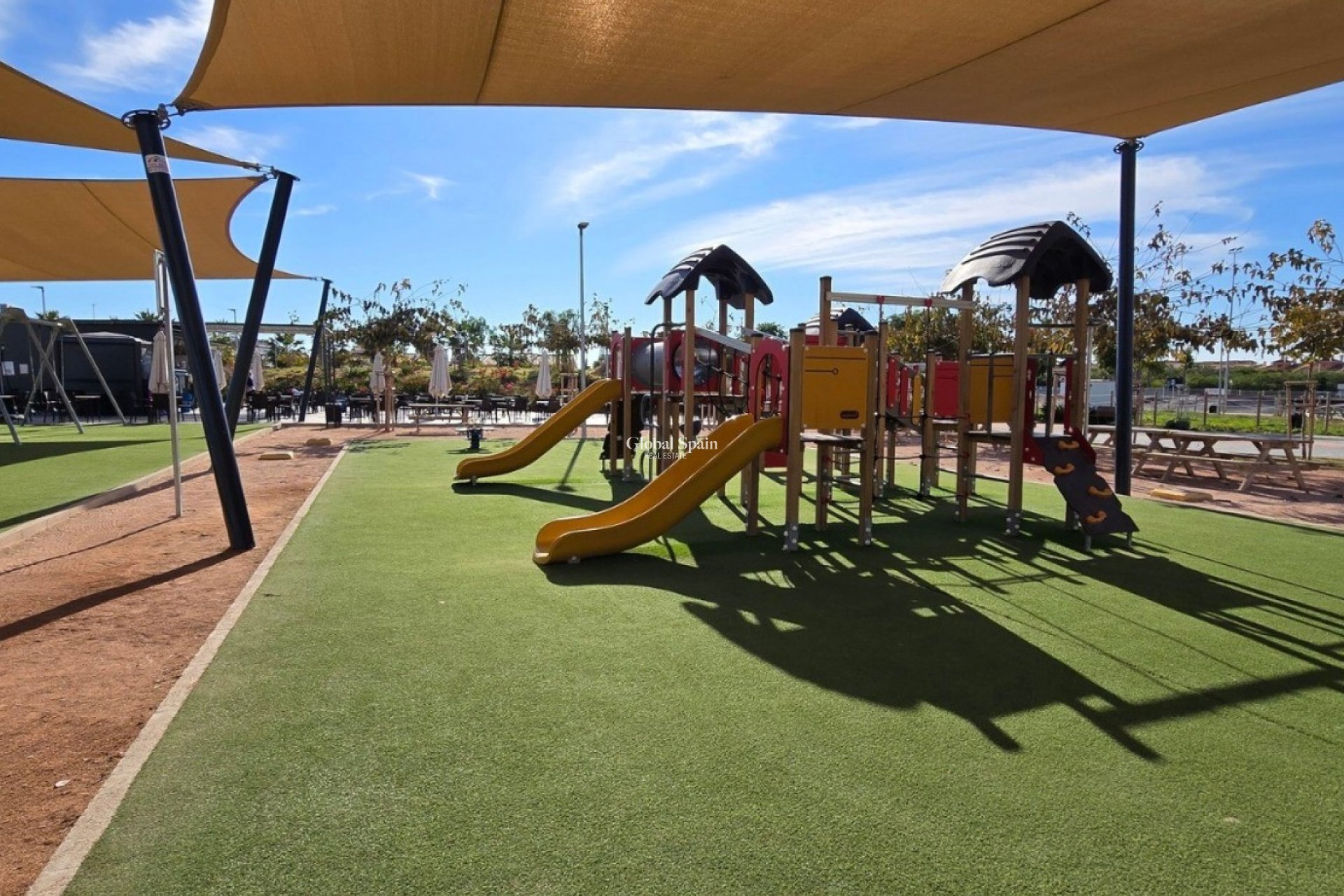 Odsprzedaż - WILLA  -
TORREVIEJA - El Chaparal