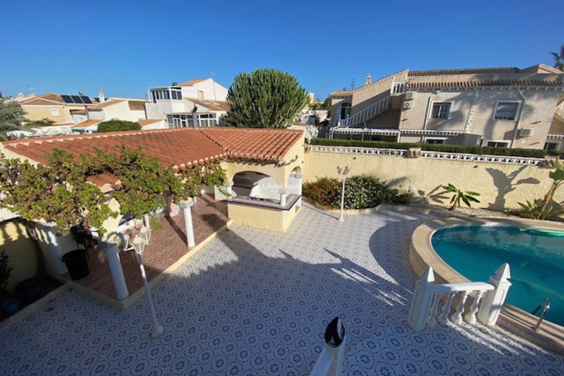 Odsprzedaż - WILLA  -
TORREVIEJA - El Chaparral