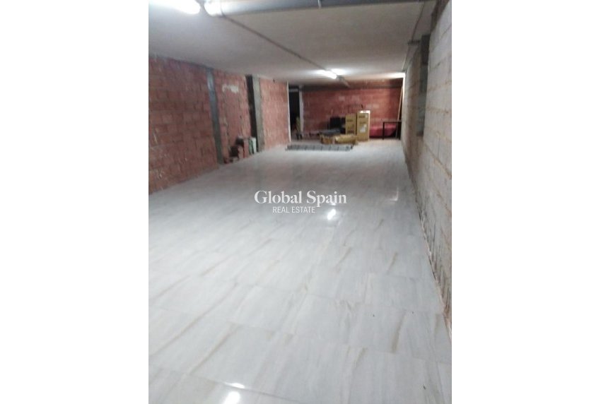 Odsprzedaż - WILLA  -
TORREVIEJA - La Mata