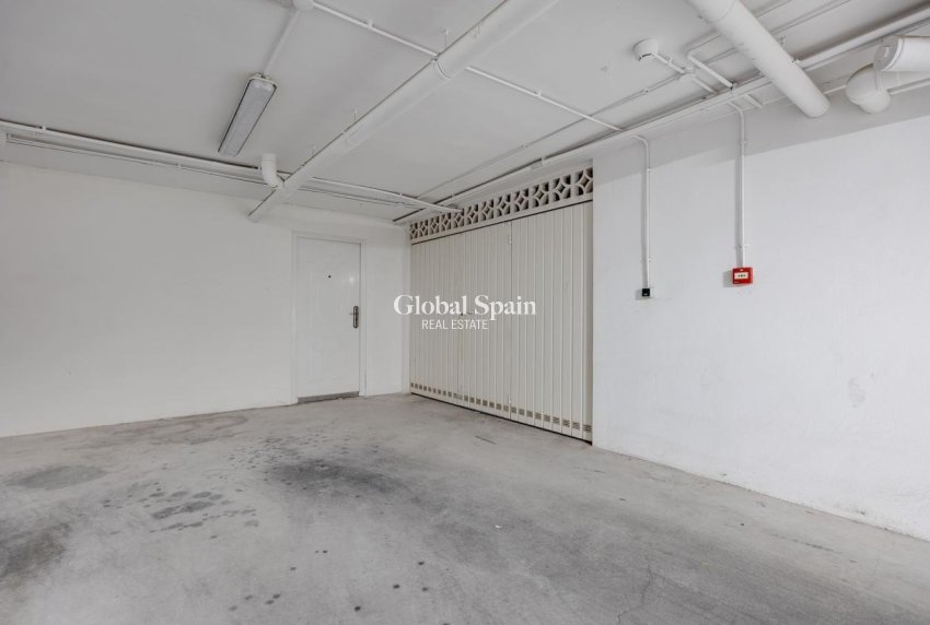 Odsprzedaż - WILLA  -
TORREVIEJA - La Mata