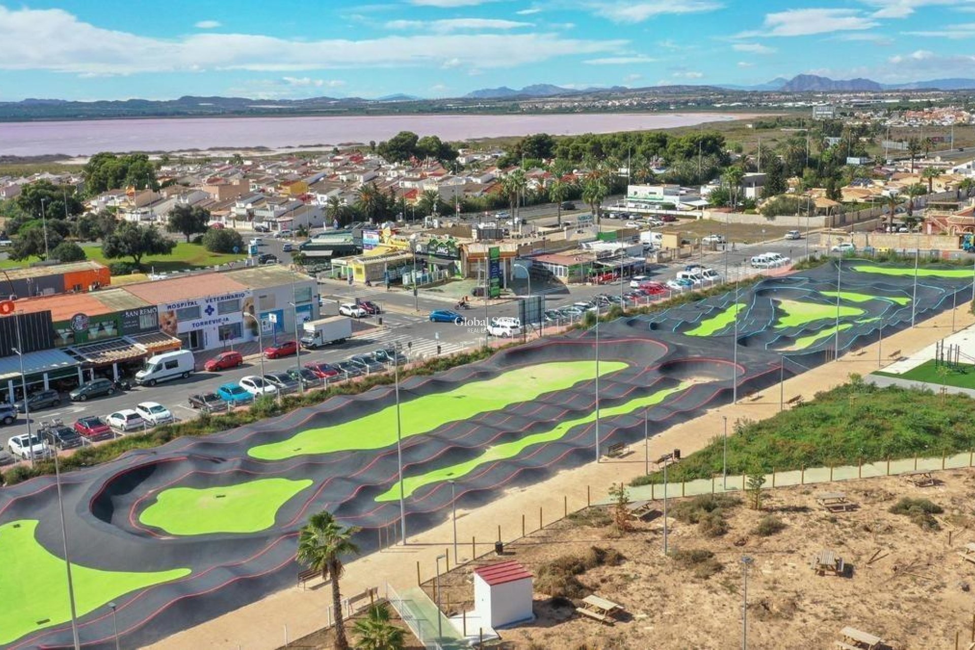 Odsprzedaż - WILLA  -
TORREVIEJA - La siesta