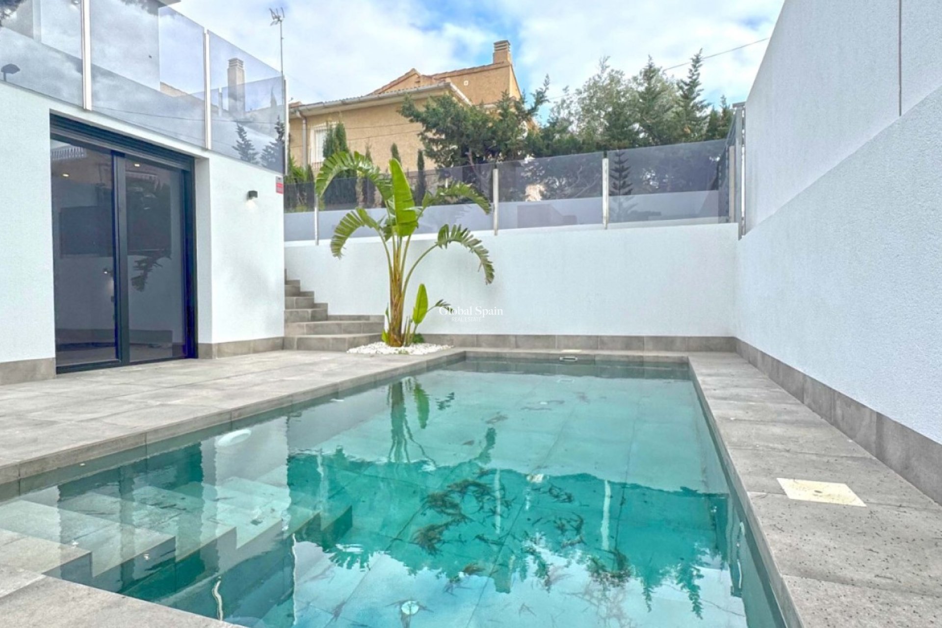 Odsprzedaż - WILLA  -
TORREVIEJA - LOS BALCONES - LOS ALTOS