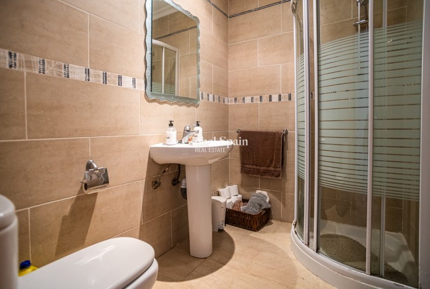 Odsprzedaż - WILLA  -
TORREVIEJA - LOS BALCONES - LOS ALTOS