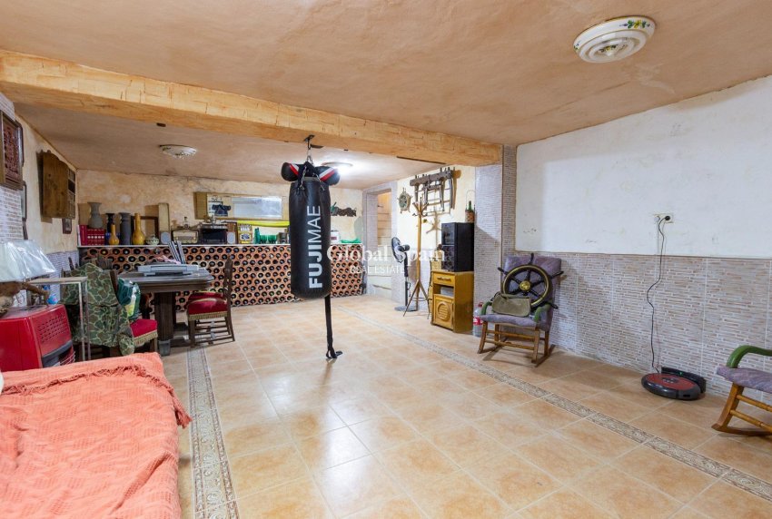 Odsprzedaż - WILLA  -
TORREVIEJA - LOS BALCONES - LOS ALTOS