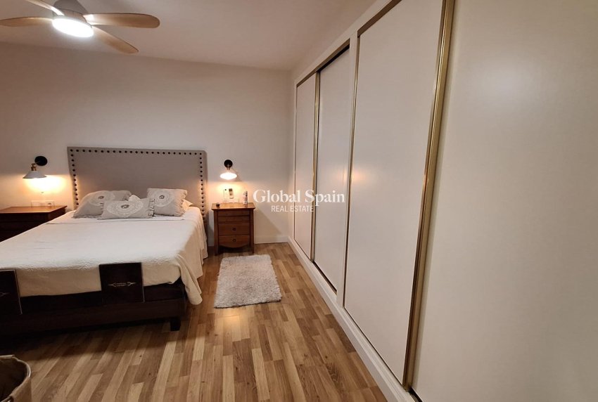 Odsprzedaż - WILLA  -
TORREVIEJA - LOS BALCONES - LOS ALTOS